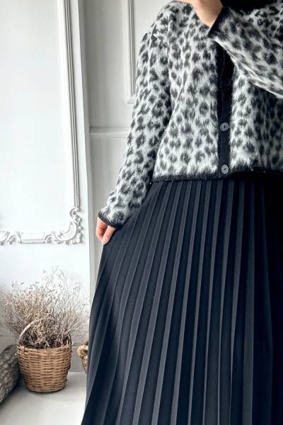 Piliseli Etek - Siyah