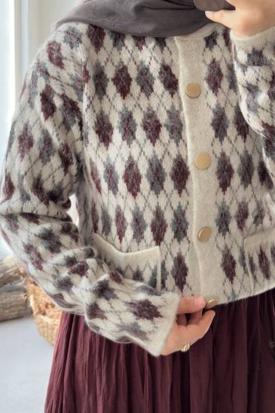 Cepli Baklava Desen Hırka - Bej