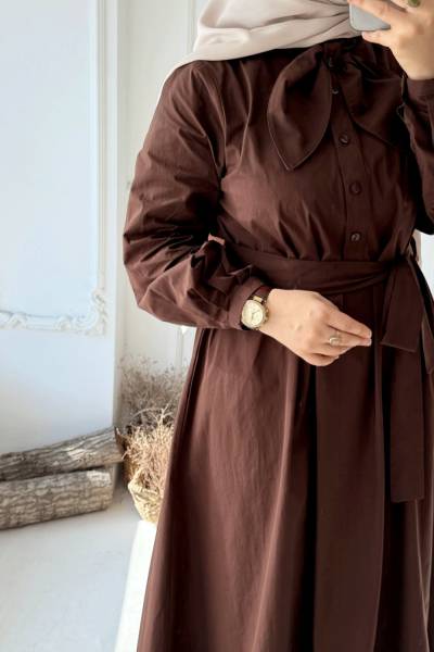 Yaka Detaylı Düğmeli Elbise - Kahverengi